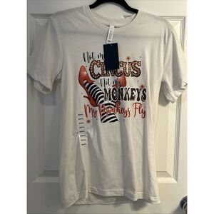 NWT Not My Flying Monkeys Not My Circus Wizard‎ of Oz T-Shirt Canvas Size S